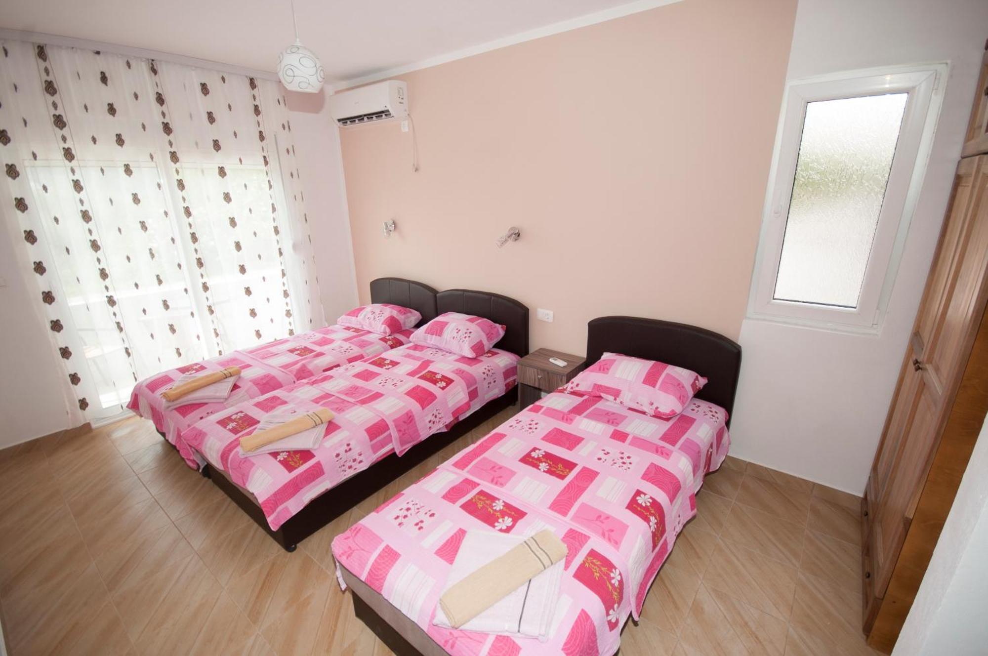 Studio Apartments Tea ซูโตมอเร ภายนอก รูปภาพ